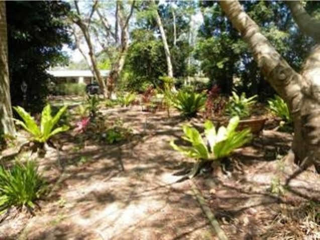 Beerwah Glasshouse Motel Экстерьер фото