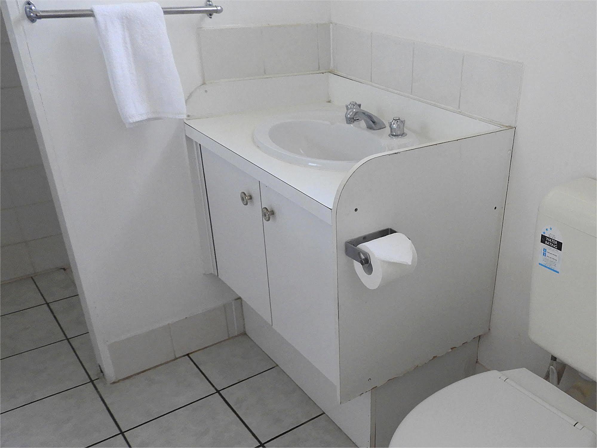 Beerwah Glasshouse Motel Экстерьер фото